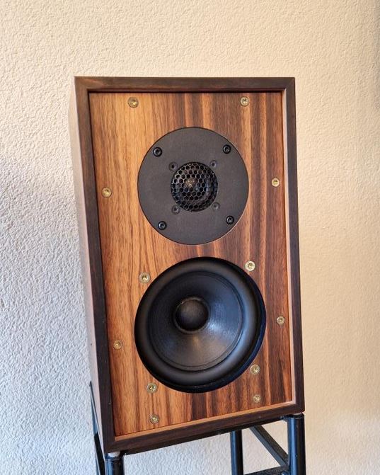 Graham LS3/5, Ebony