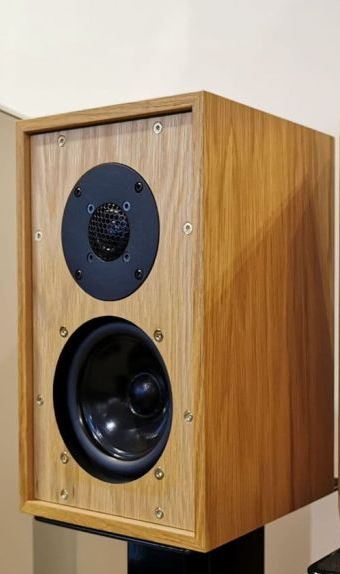 Graham LS3/5, Oak