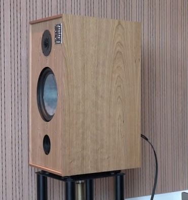Graham LS5/8, Oak