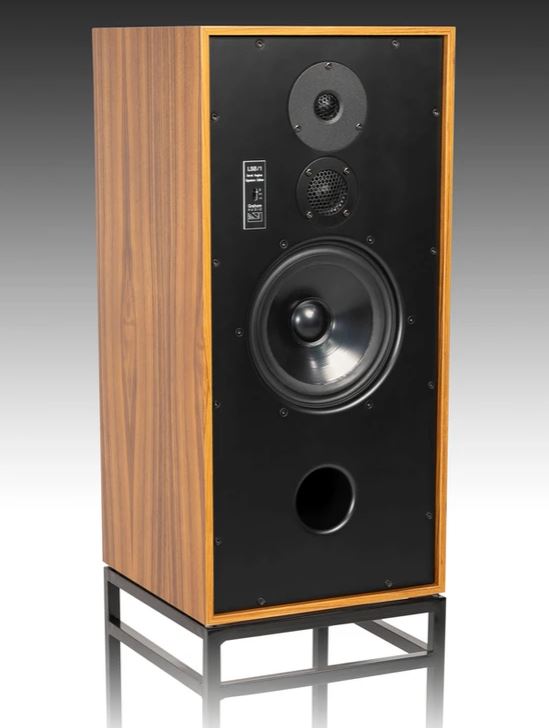 Graham LS8/1, Walnut