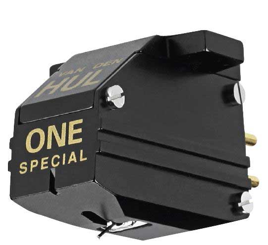 Van den Hul MC – One Special