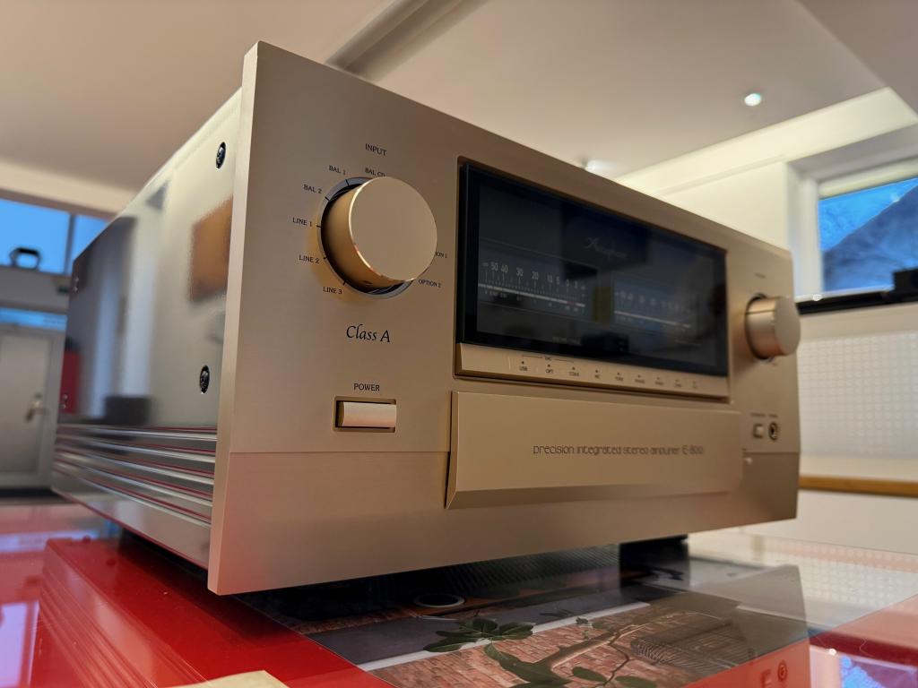 Accuphase E-800