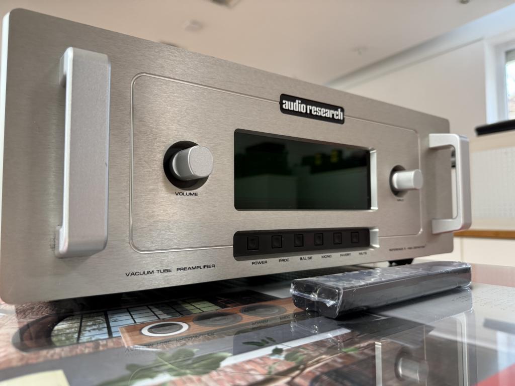 Audio Research REF 5, silver