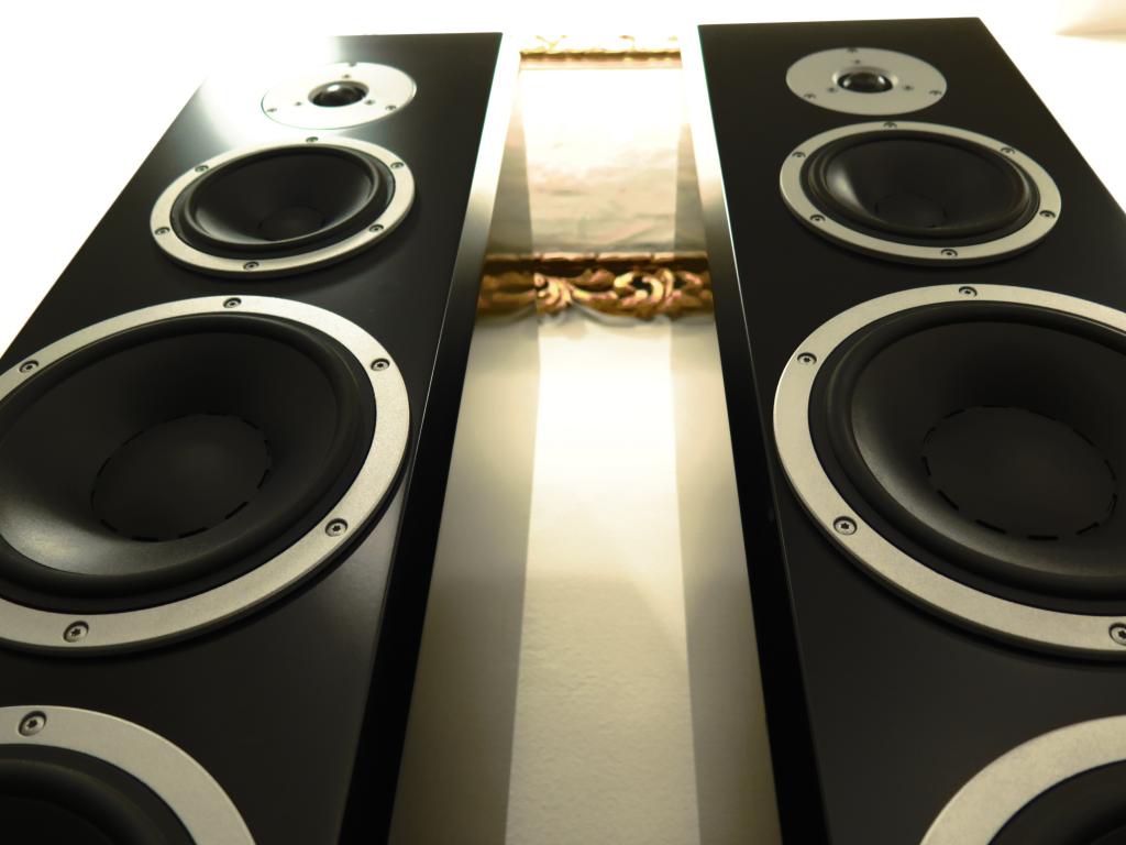 Dynaudio Excite X44, black